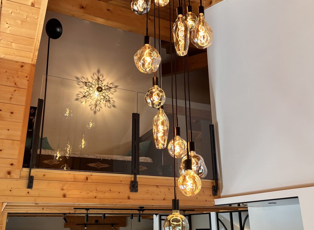 Chalet Suspension Il-umine