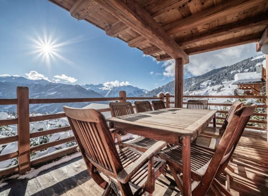 Emrerald Stay Image2 Emrerald Stay Image2