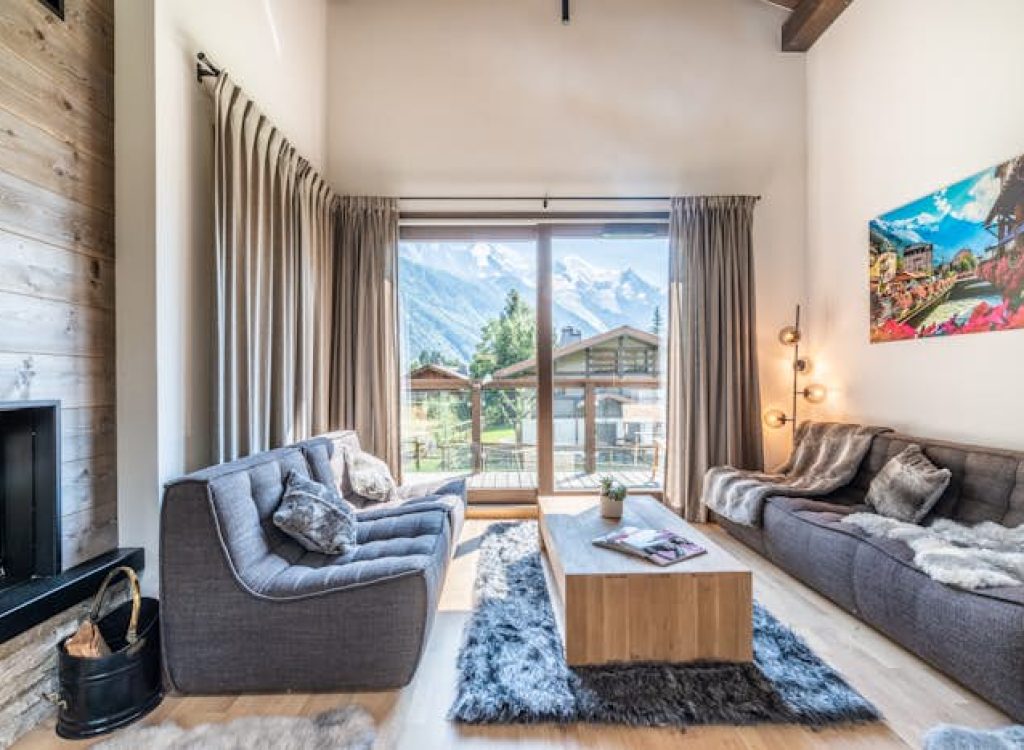 Emrerald Stay Image3 Emrerald Stay Image3