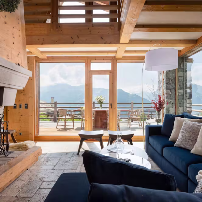Le Chalet à Verbier est un mix harmonieux de charme alpin et de design contemporain par D&M HomeStyling